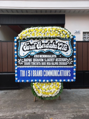 Papan Bunga Duka di Temanggung